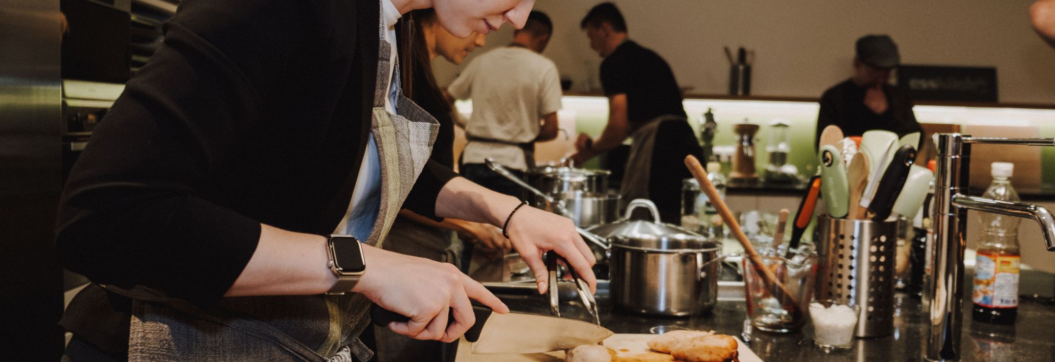 Frühlingsrollen-schneiden 