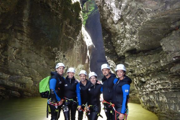 Rahmenprogramm für Teamevent, Canyoning in der Schlucht